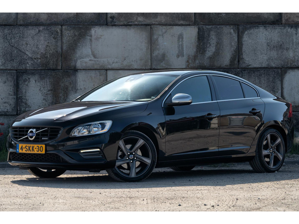 Volvo S60 1.6 T3 150PK R-Design AUT6 | Navi | Leder/Alcantara | 18" LM velgen | Clima | Cruise | PDC | LED 53272560-0.jpg | STR8SiX Automotive