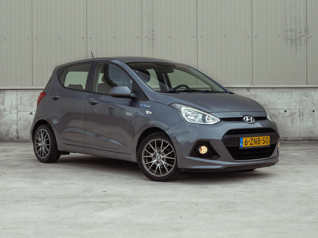 Hyundai i10 1.0i Go! 67 PK (2015)|Airco|Navi|Climate Control|Lichtmetalen velgen|Netjes onderhouden 56088658-0.jpg | STR8SiX